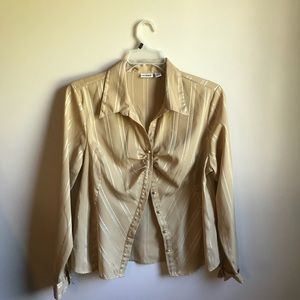 ❤️Final❤️Very Dressy Golden blouse